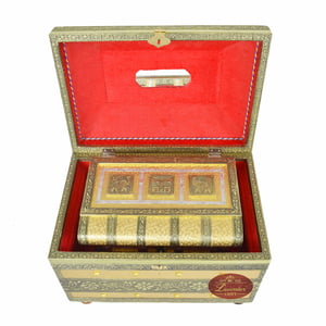 Big Royal Treasure Chest Style, Artificial Leather Finish, Wooden Handmade Jewellery Box - Golden